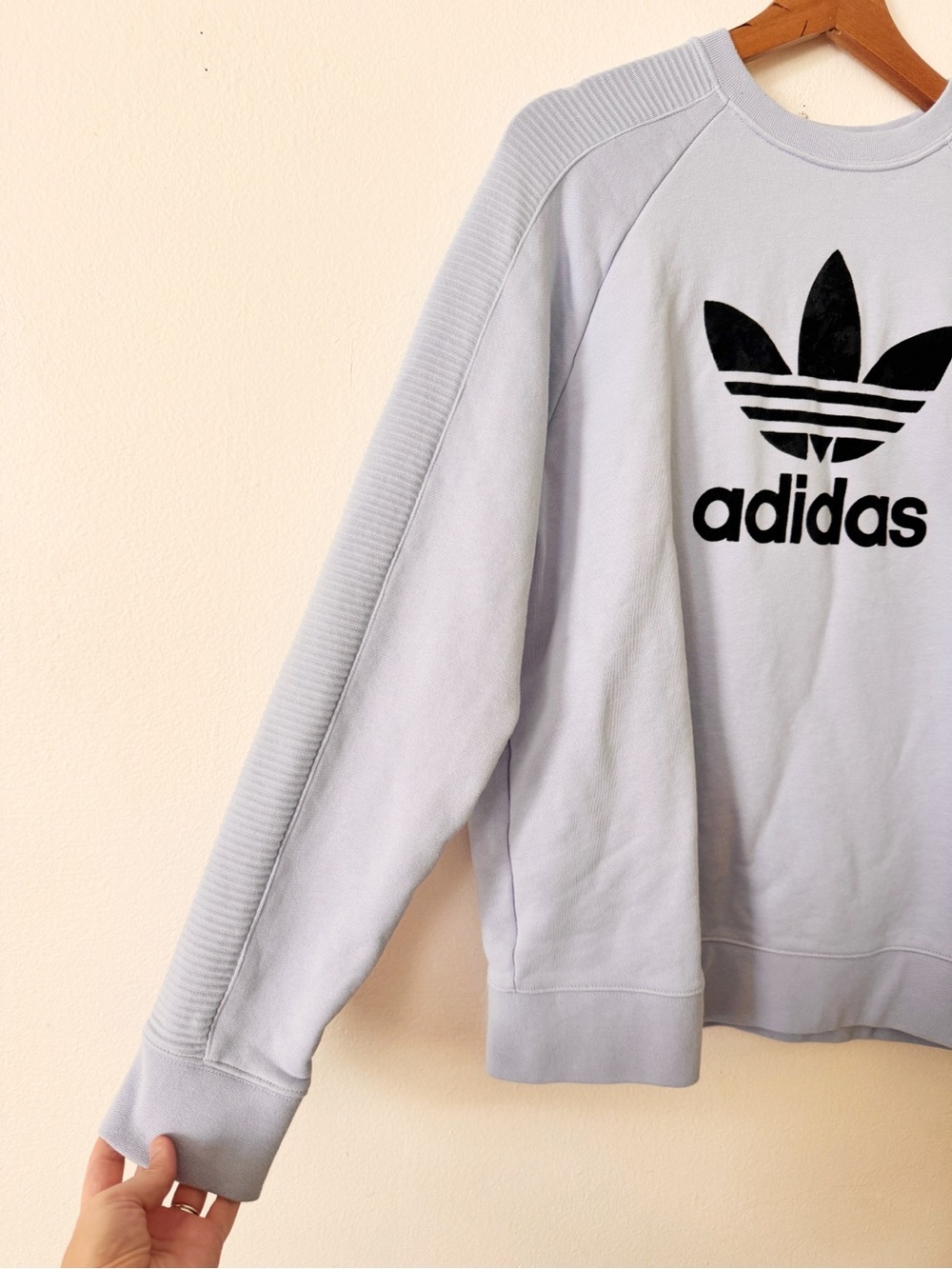 adidas Light Blue Crewneck Sweatshirt with Black logo XL - Picture 3 of 5